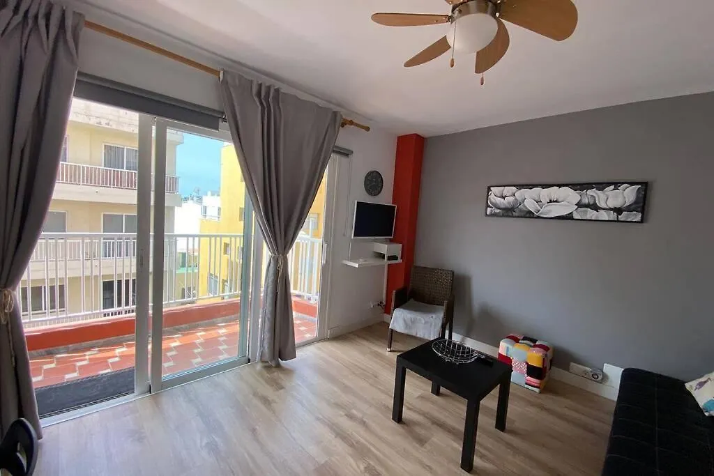 Los Cristianos, Centrico Piso A 100 Metros De La Playa Arona  Apartmán